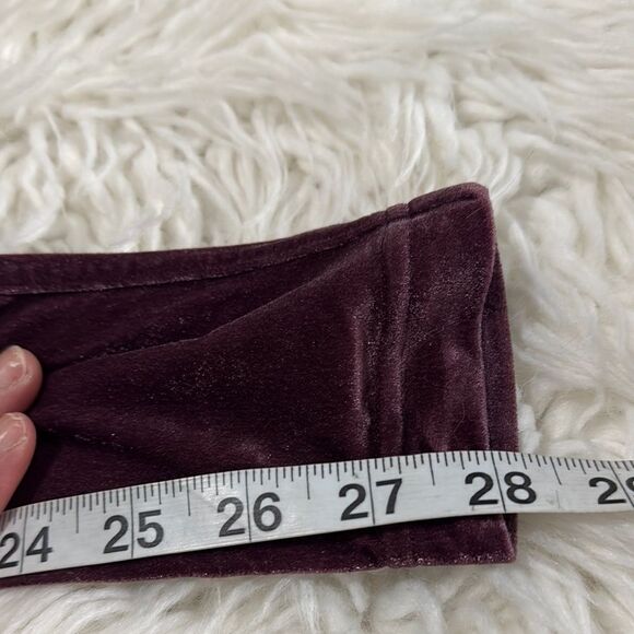 Lululemon Plush Velvet Leggings in Rich Burgundy Size 4 - Picture 5 of 8